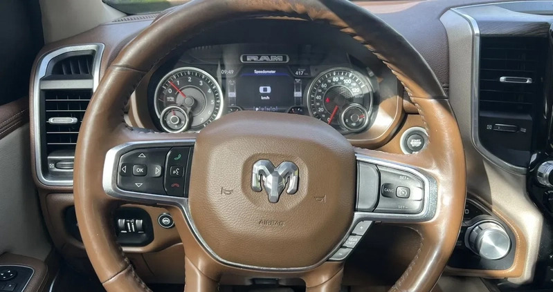 Dodge RAM cena 159000 przebieg: 51000, rok produkcji 2019 z Czersk małe 106